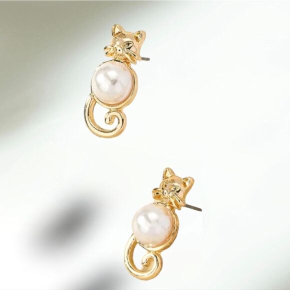 Cat Faux Pearl Earrings   - Picture 1 of 6